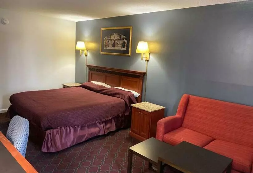 キングサイズベッドのスタンダードルーム, Budget Inn Roxboro