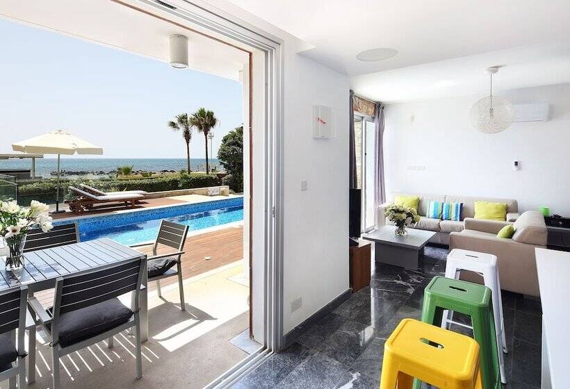 スリーベッドルーム　ヴィラ, Paradise Cove Luxurious Beach Villas