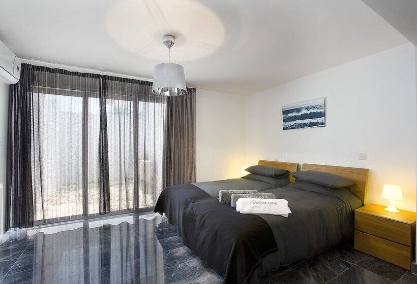 スリーベッドルーム　ヴィラ, Paradise Cove Luxurious Beach Villas