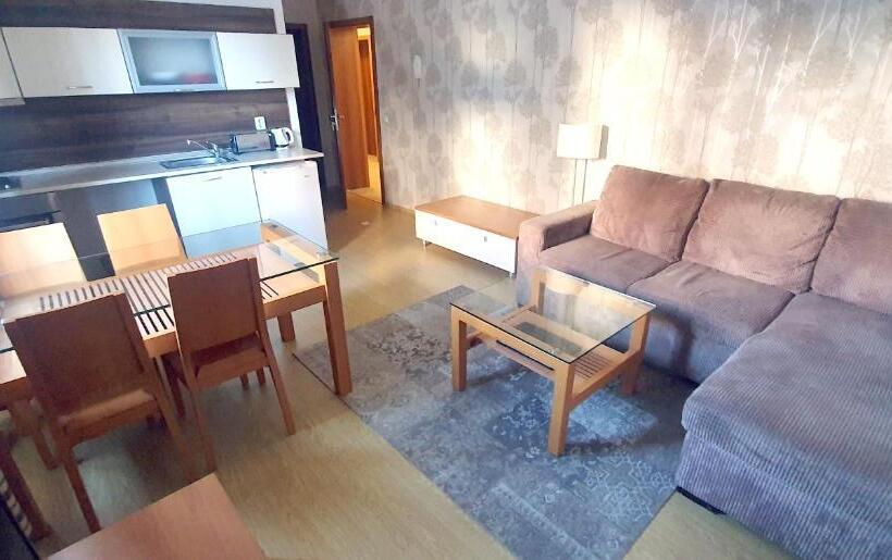 شقة غرفة واحدة, Predela 2 Apart