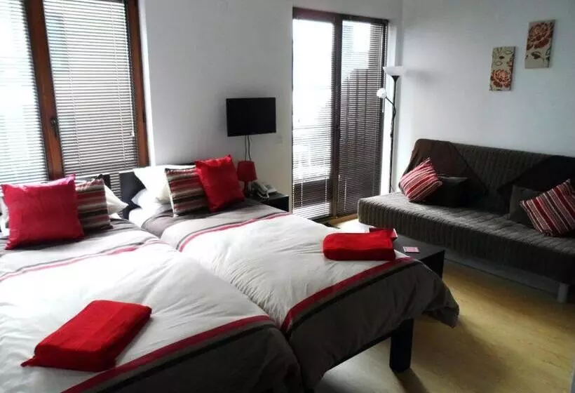 Economy Studio, Predela 2 Apart