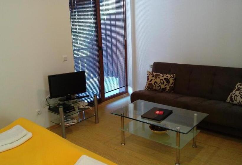 استوديو إقتصادى, Predela 2 Apart