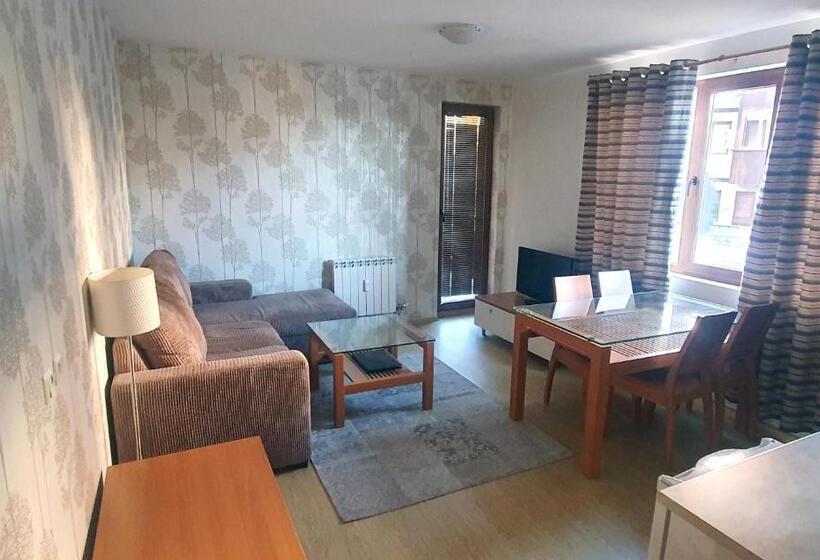 شقة غرفة واحدة, Predela 2 Apart