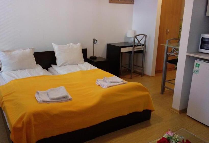 استوديو إقتصادى, Predela 2 Apart