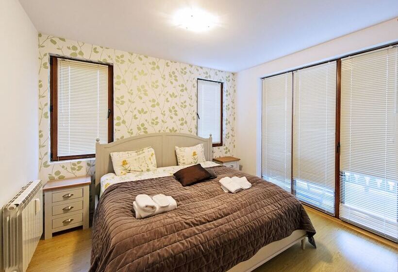 شقة غرفة واحدة, Predela 2 Apart