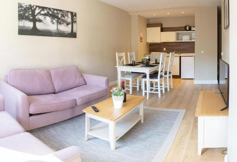 شقة غرفتين, Predela 2 Apart