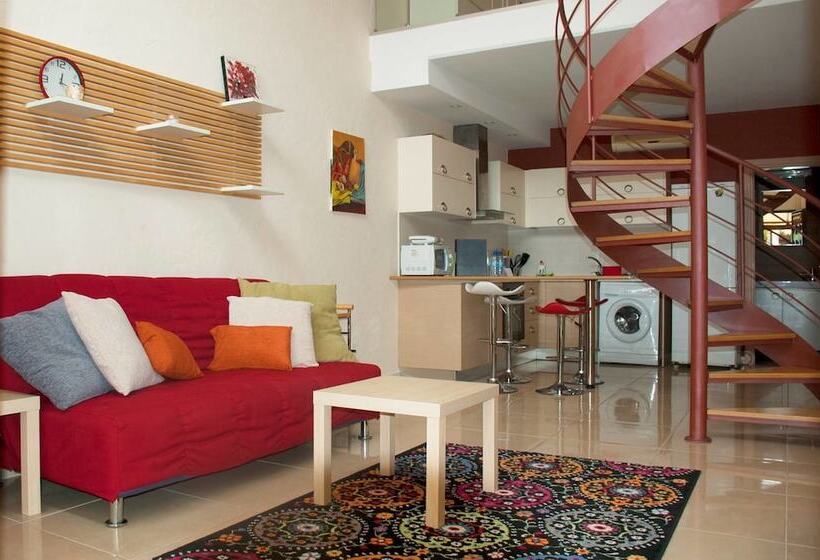 شقة غرفة واحدة, Sunrise Arches Apartments