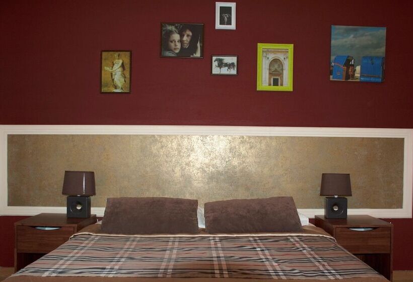 غرفة قياسية, Sunrise Arches Apartments