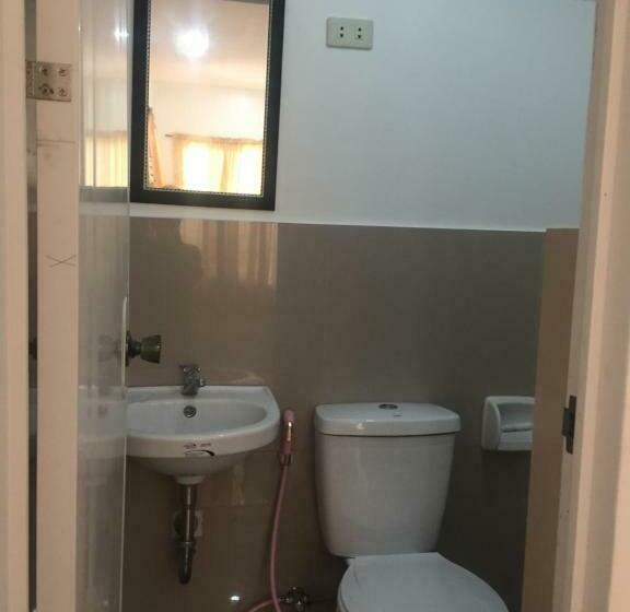 اتاق استاندارد یک نفره, Raje Residence