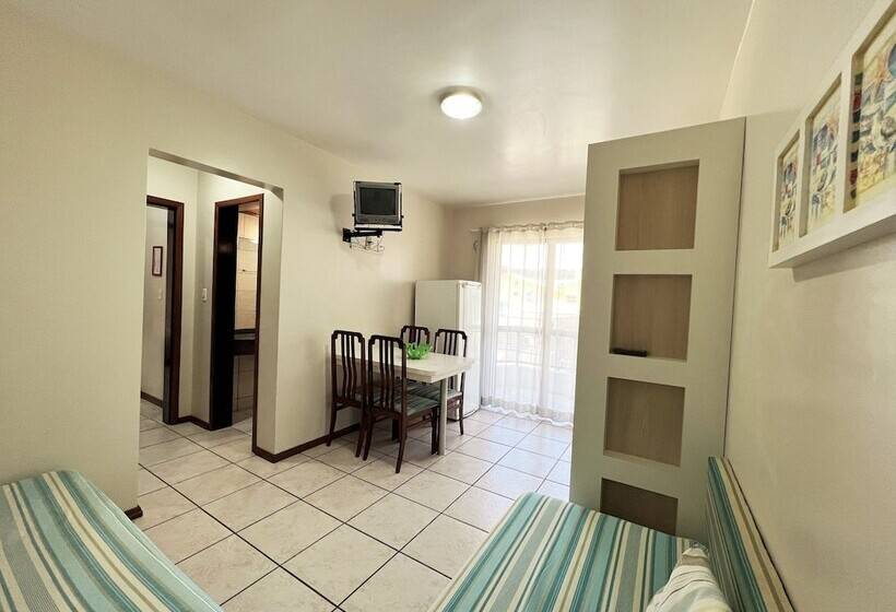 شقة سوبريور غرفة واحدة, Bomar Residence