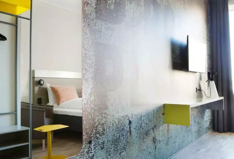 Perhehuone, Comfort Hotel Bergen Airport Terminal