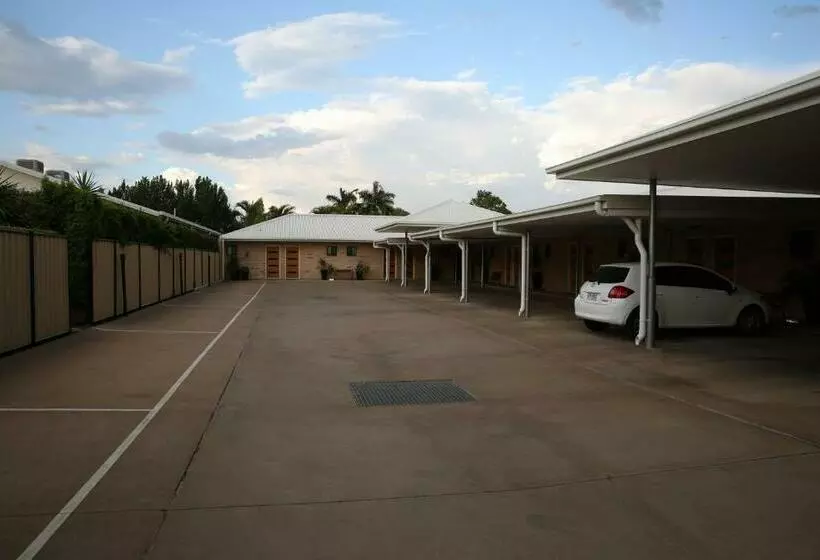 デラックスルーム, Emerald Central Palms Motel