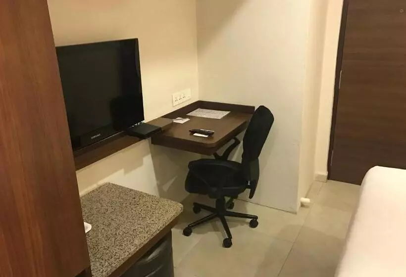 Basic Yhden Hengen Huone, Best Western Alkapuri, Vadodara