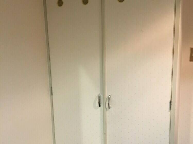 חדר משפחתי, Crown Hills Matsuyama