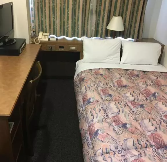 ダブルベッドのベーシックルーム, Crown Hills Matsuyama