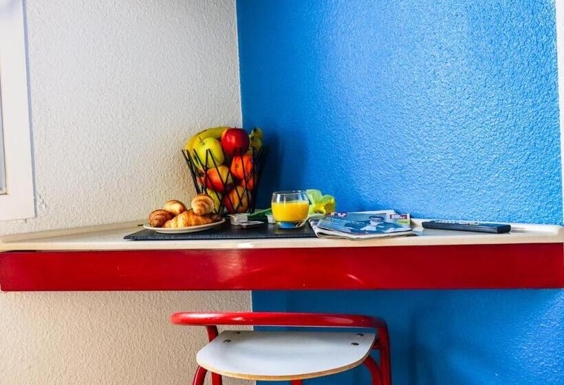 バスルーム共有のトリプルスタンダード, Eco Sud Agen Autoroute