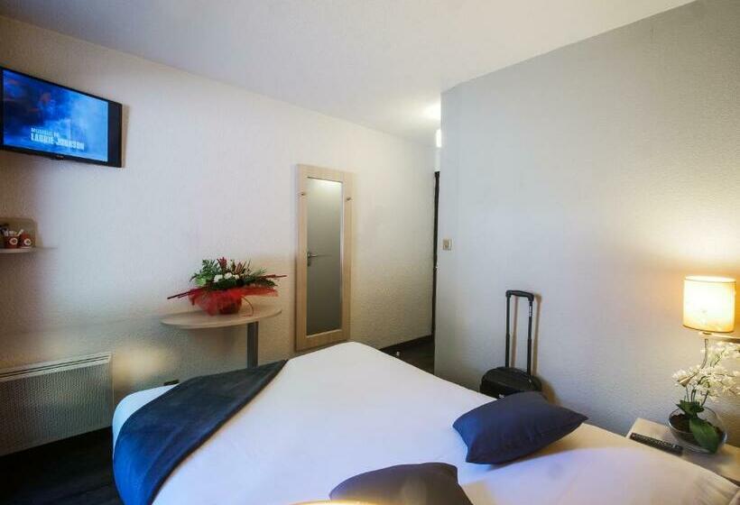 Номер Стандарт Трехместный, Inn Design Resto Novo Challans