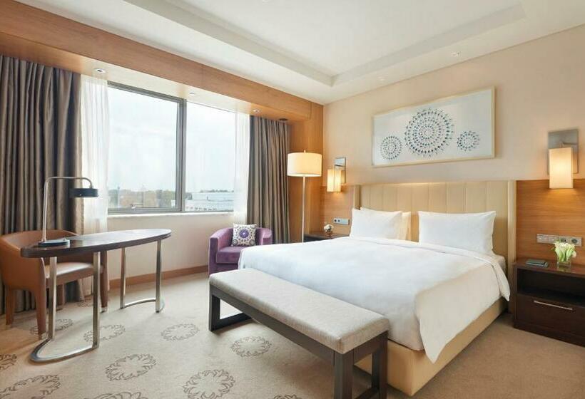 Cameră Standard Pat King Size, Hyatt Regency Tashkent