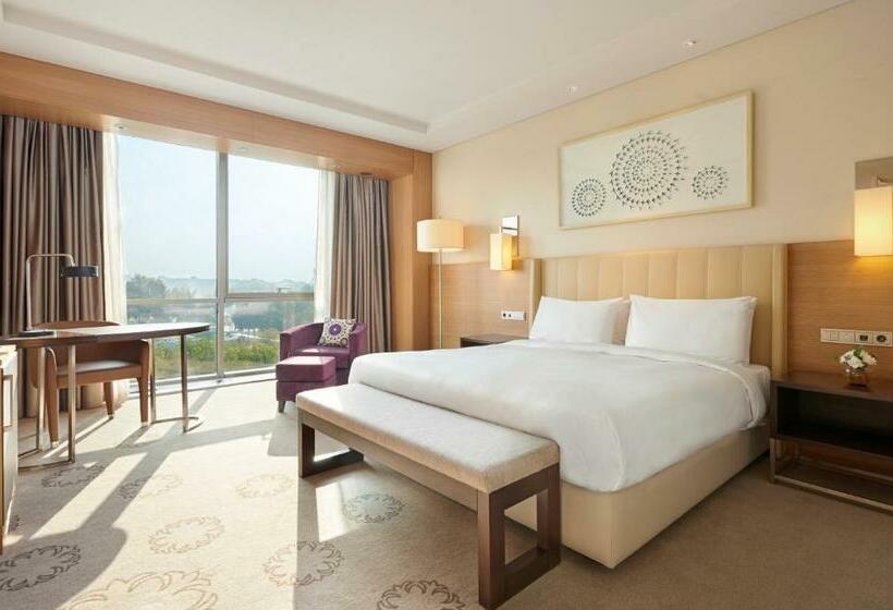 Cameră Deluxe Pat King Size, Hyatt Regency Tashkent