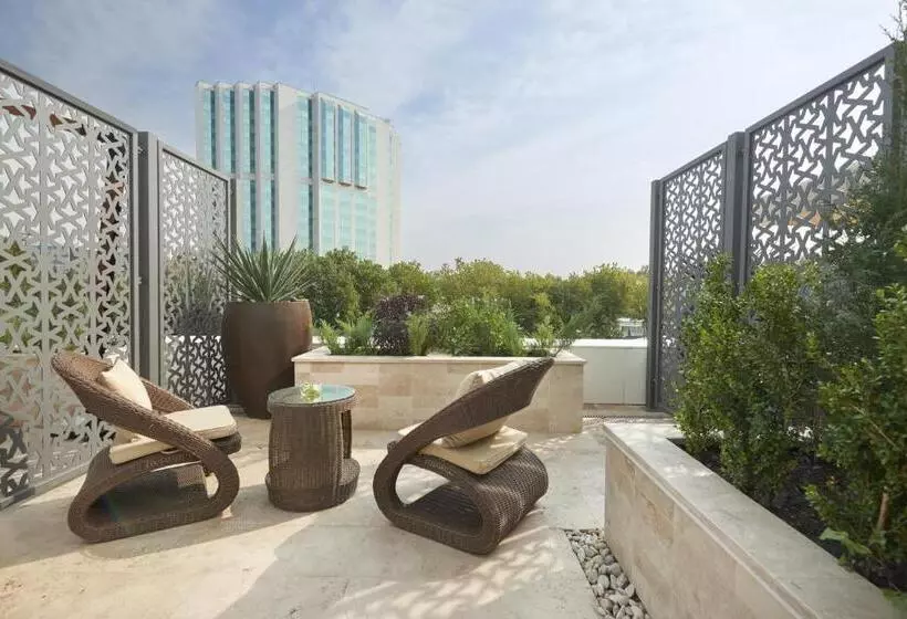 Habitación Deluxe con Terraza, Hyatt Regency Tashkent