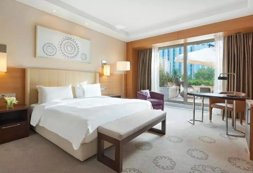 Habitación Deluxe con Terraza, Hyatt Regency Tashkent