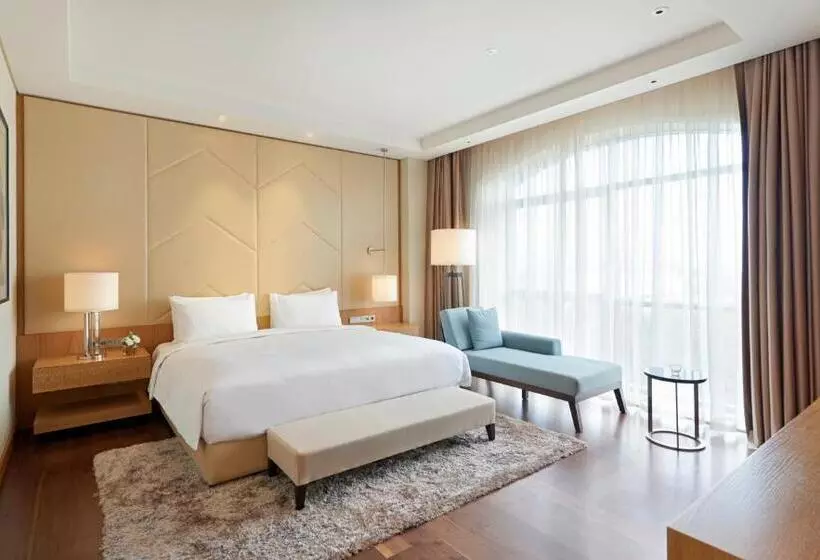 Suite Ejecutiva, Hyatt Regency Tashkent