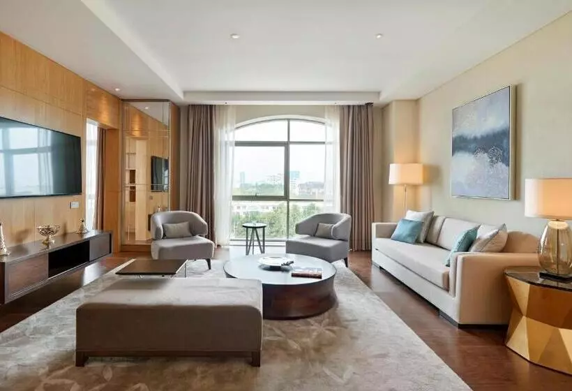 Suite, Hyatt Regency Tashkent