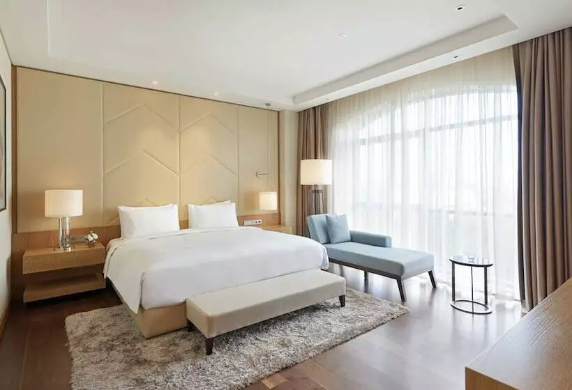 Suite, Hyatt Regency Tashkent
