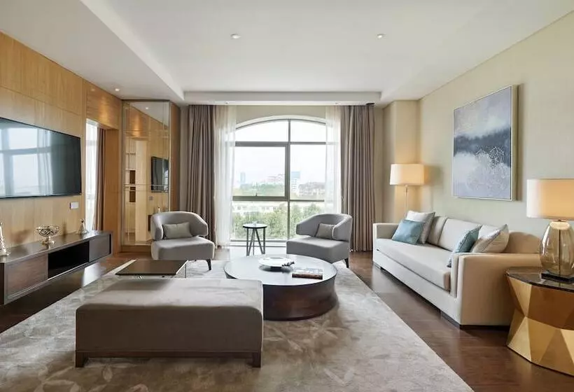 Suite, Hyatt Regency Tashkent