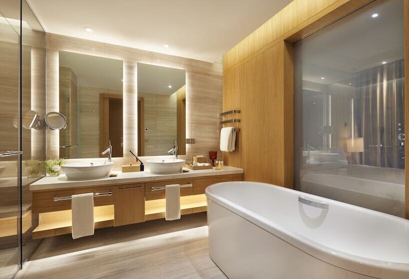 Suite Executivă, Hyatt Regency Tashkent