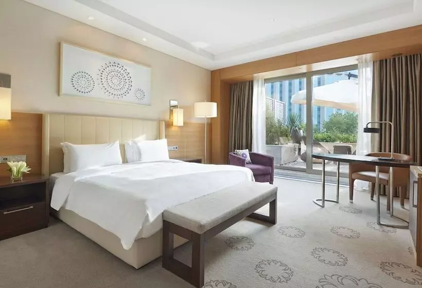 Habitación Deluxe con Terraza, Hyatt Regency Tashkent