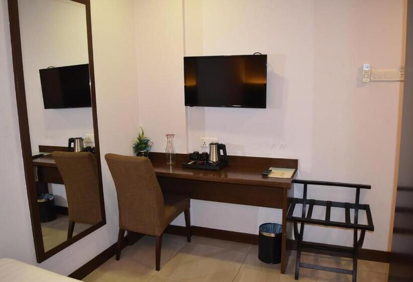 Quarto Deluxe, Sunrise