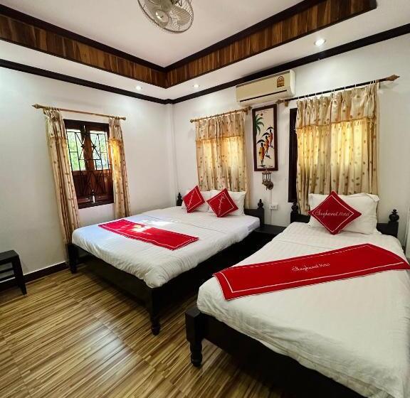 חדר סופריור לשלושה, Singharat Guesthouse