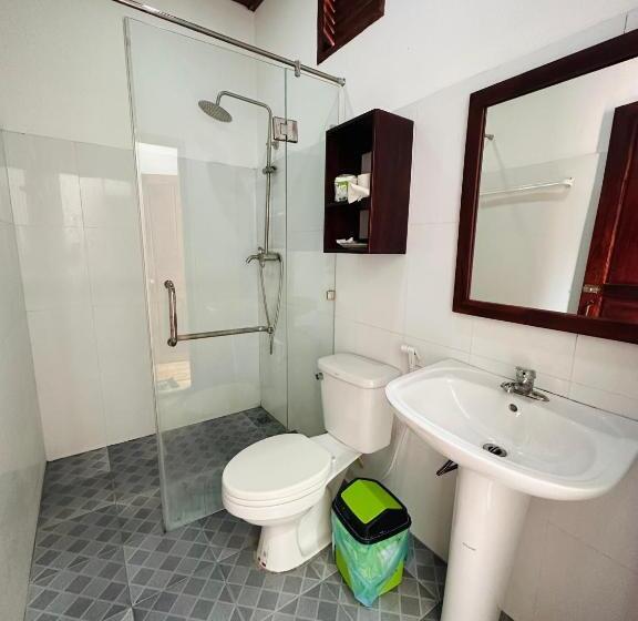 חדר סופריור לשלושה, Singharat Guesthouse