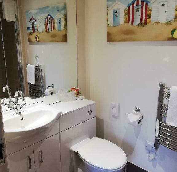 חדר סטנדרט, The Claremont