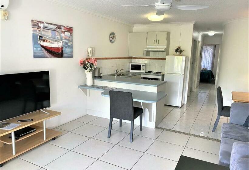 شقة غرفة واحدة, Riviera Resort