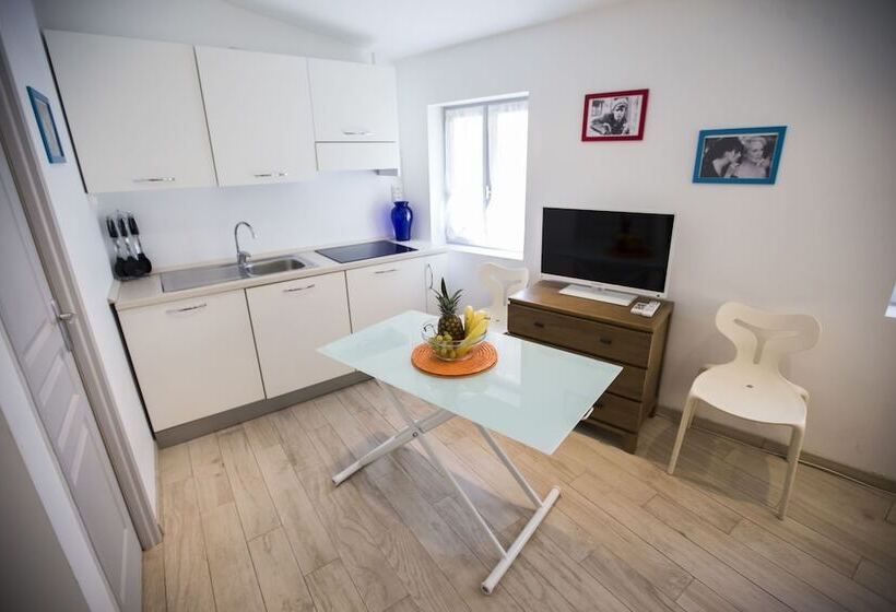 חדר סטודיו סטנדרד, Résidence Bouttau By Connexion