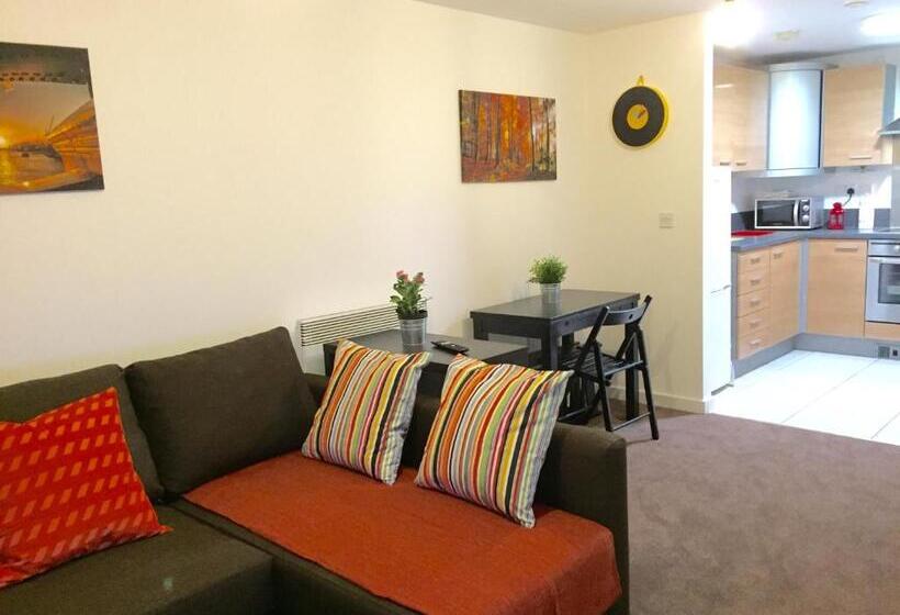 带1个卧室的公寓, Stratford Luxury Apartments