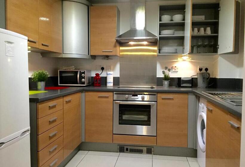 带1个卧室的公寓, Stratford Luxury Apartments