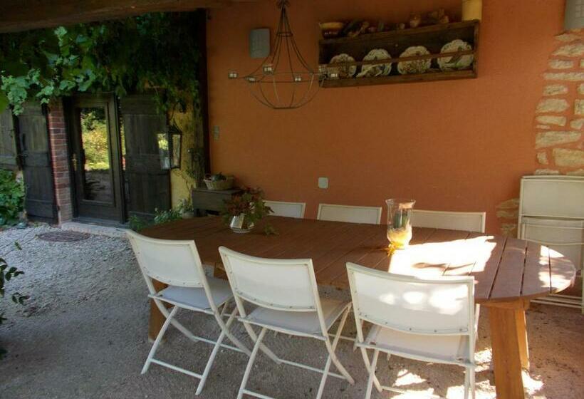 Номер Стандарт Вид на Сад, La Cassinette