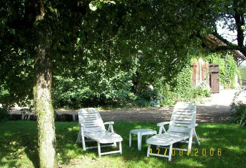 Номер Стандарт Вид на Сад, La Cassinette