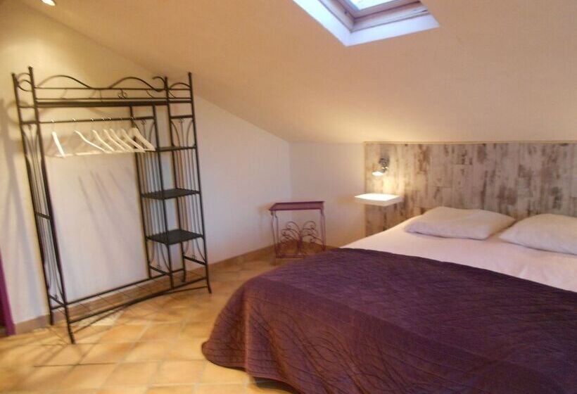 غرفة عائلية, La Vignarelle