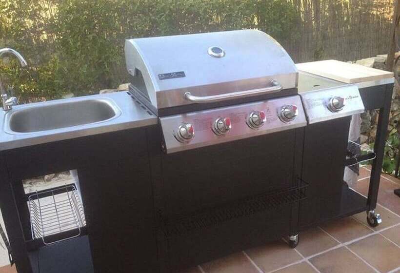 غرفة عائلية, La Vignarelle