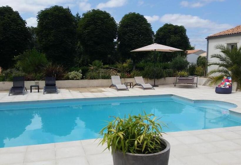 4间卧室的房子, Le Clos Des Oiseaux