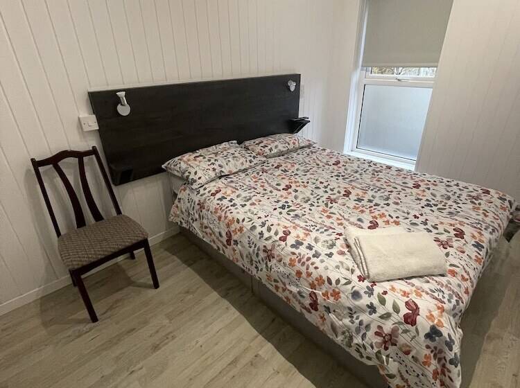 חדר סטנדרט, OYO Queens Quarter