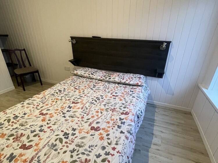 Номер Стандарт, OYO Queens Quarter
