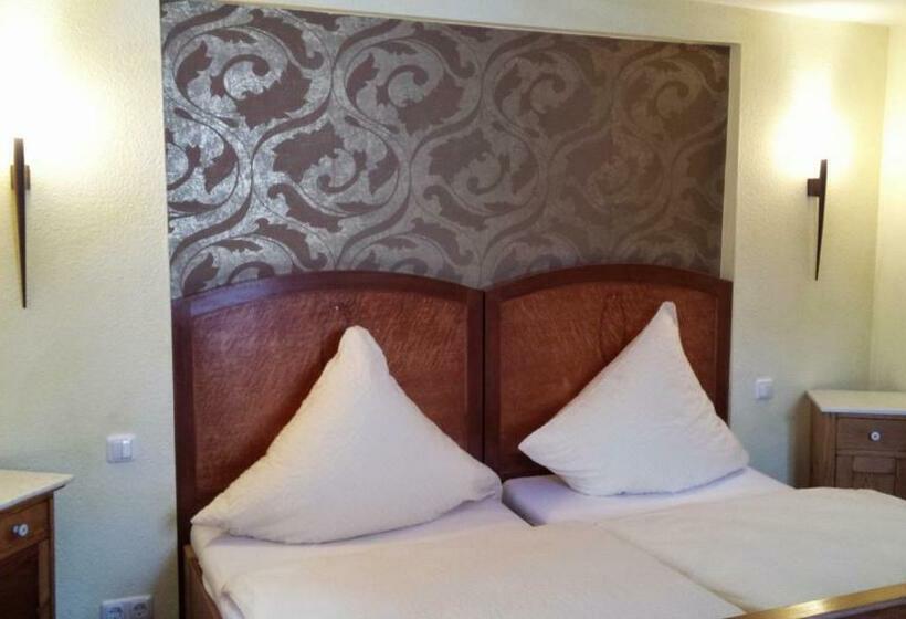Номер Стандарт, Fachwerk Hotel Eisenbart