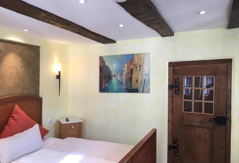 Номер Стандарт, Fachwerk Hotel Eisenbart