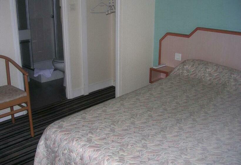 标准单人间, Asteries