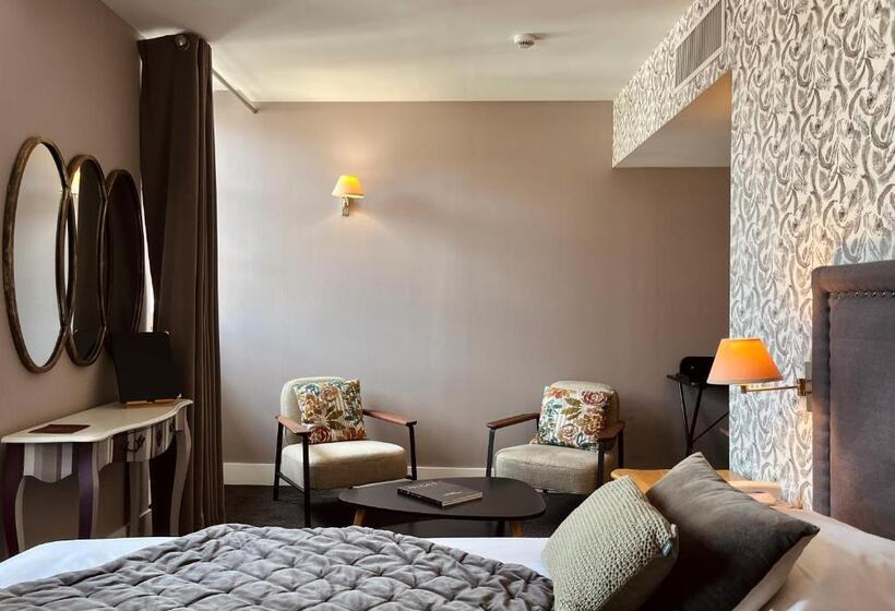 プレステージルーム, Des Basses Pyrenees  Bayonne